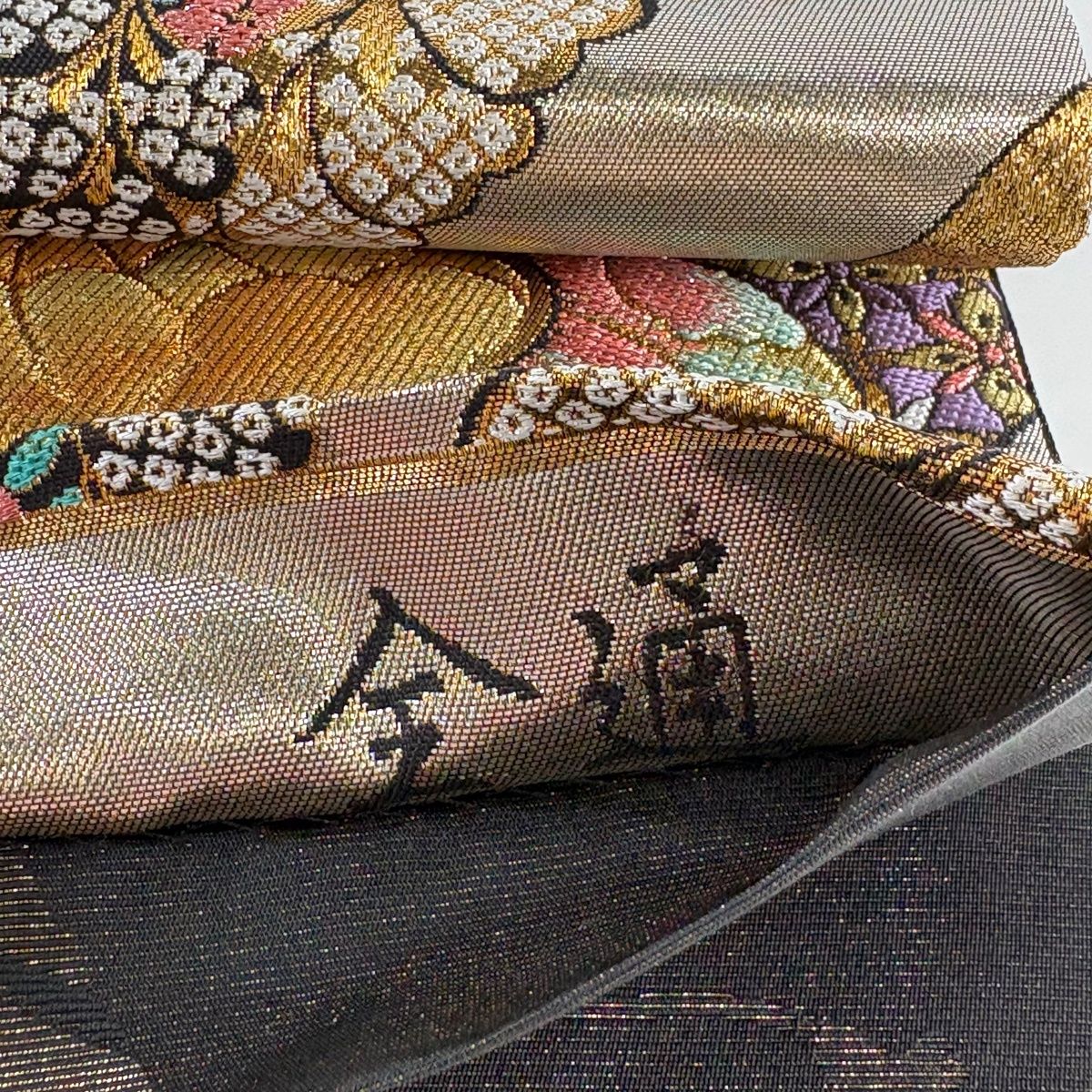 袋帯 秀品 振袖向き 桜 椿 金糸 箔 銀色 六通 正絹 【中古】 - メルカリ