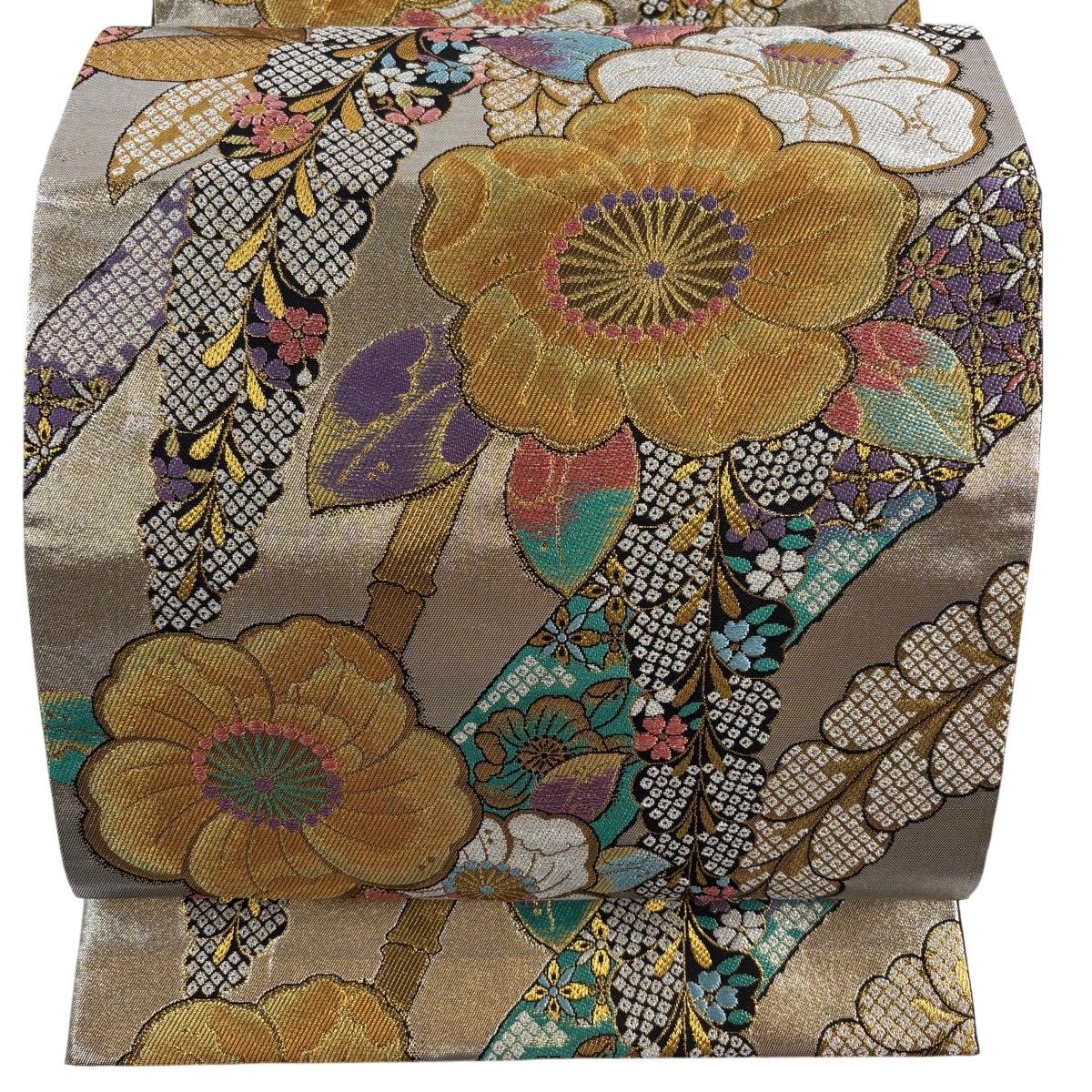 袋帯 秀品 振袖向き 桜 椿 金糸 箔 銀色 六通 正絹 【中古】 - メルカリ