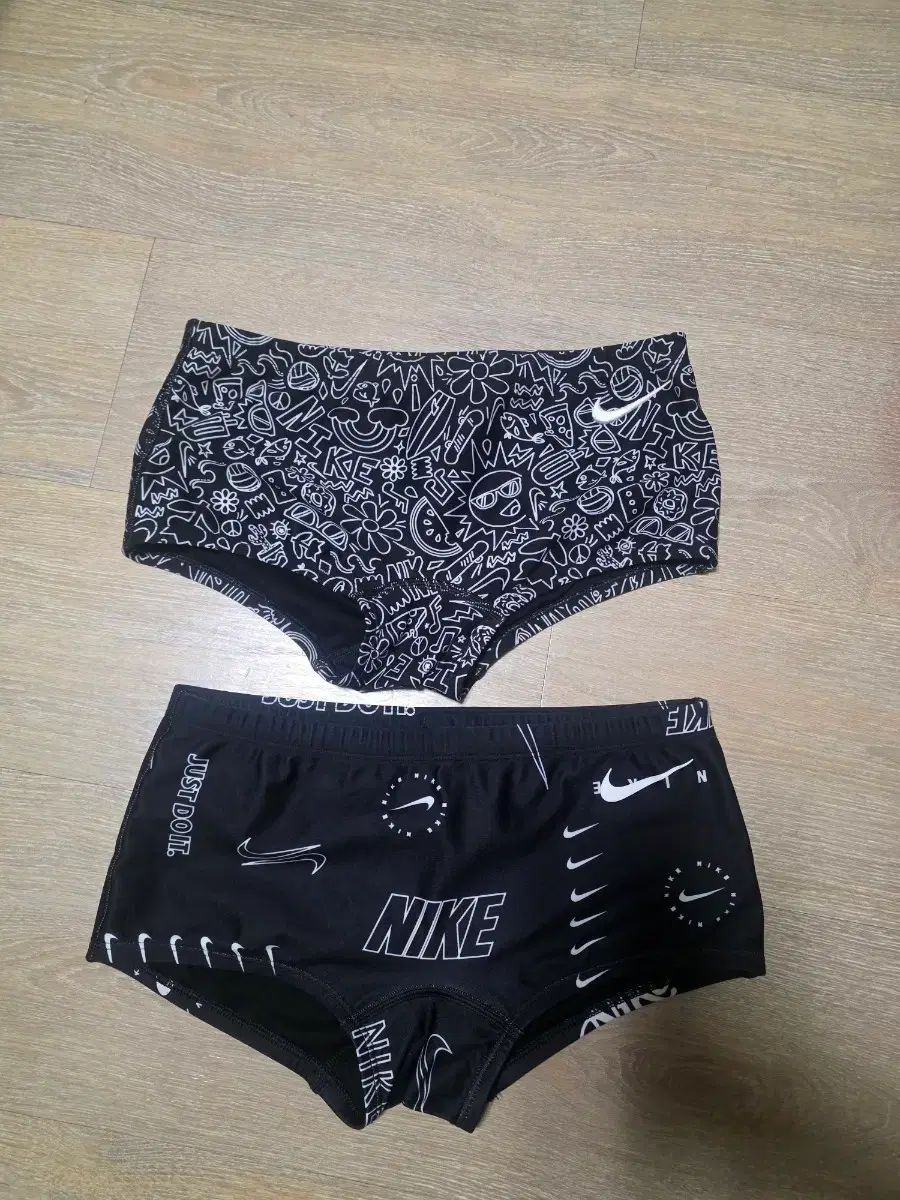 ナイキ ショートスクエア 出品