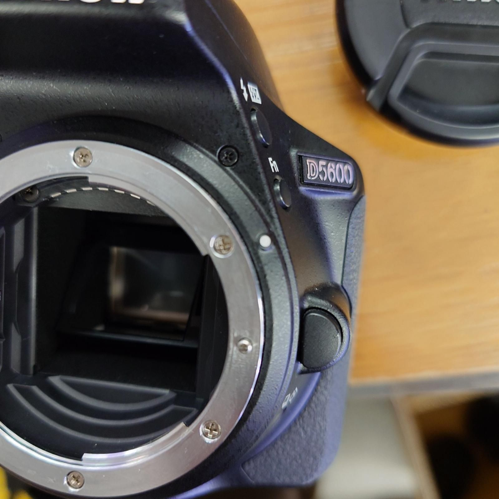 【全額返金保証】【最速発送】Nikon デジタル一眼 D5600 ボディ ブラック 美品 動作確認済