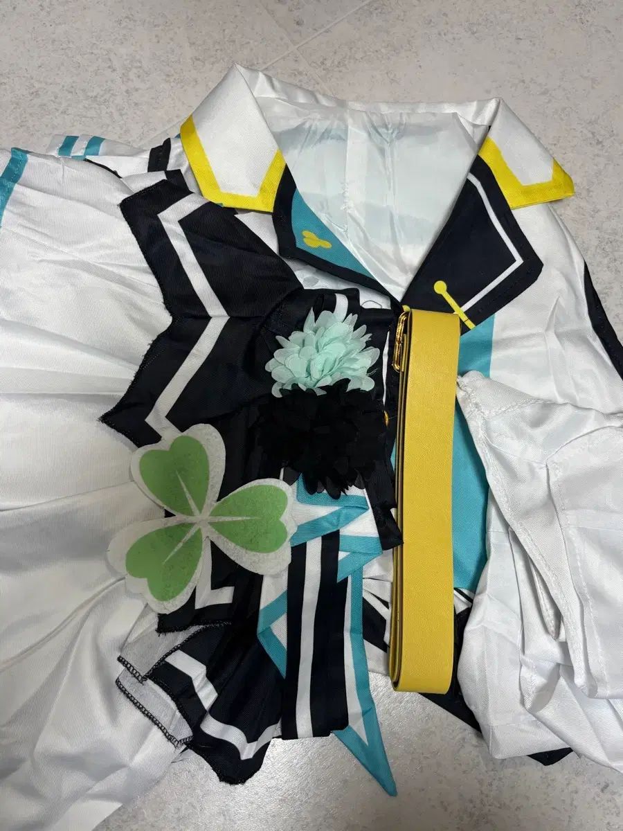 プロジェクトセカイ 日野森 雫 コスプレ 衣装セット 出品