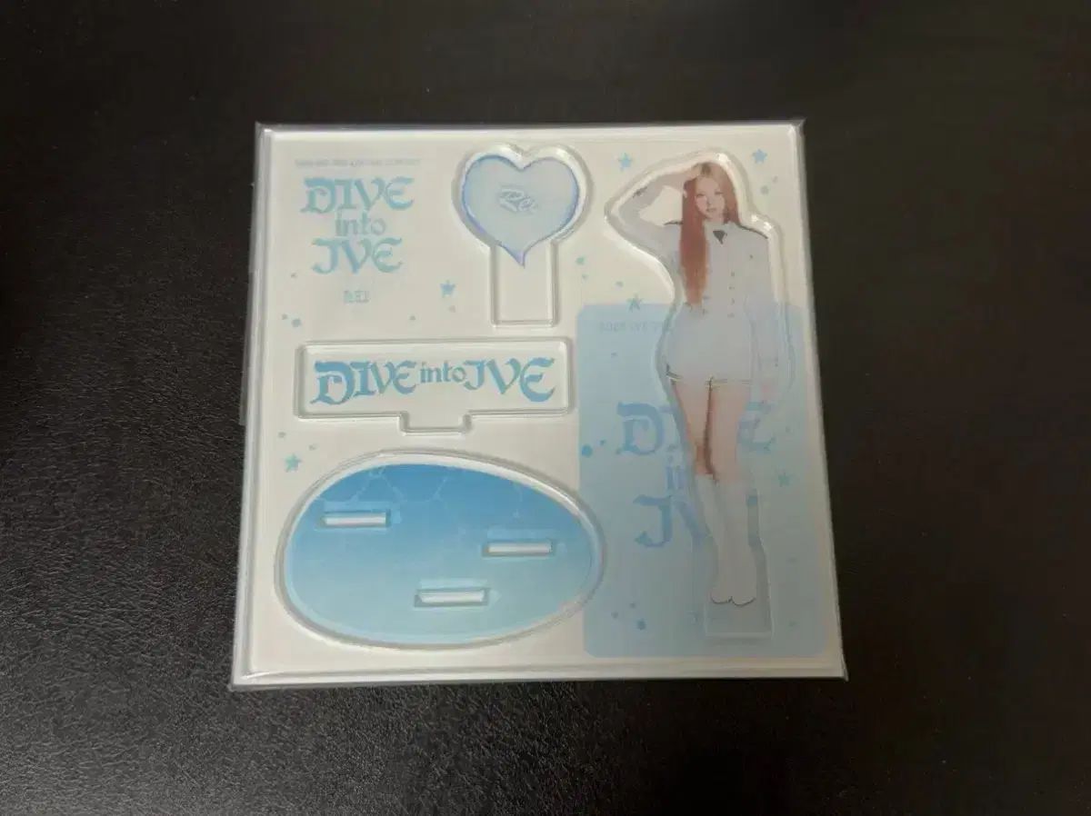 IVE（アイヴ）ファンコン ive md アクリル スタンド + トレカ レイ 未開封