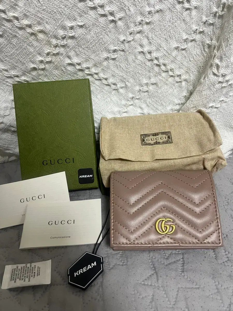 新商品 グッチ GG マーモント マトラッセ 財布