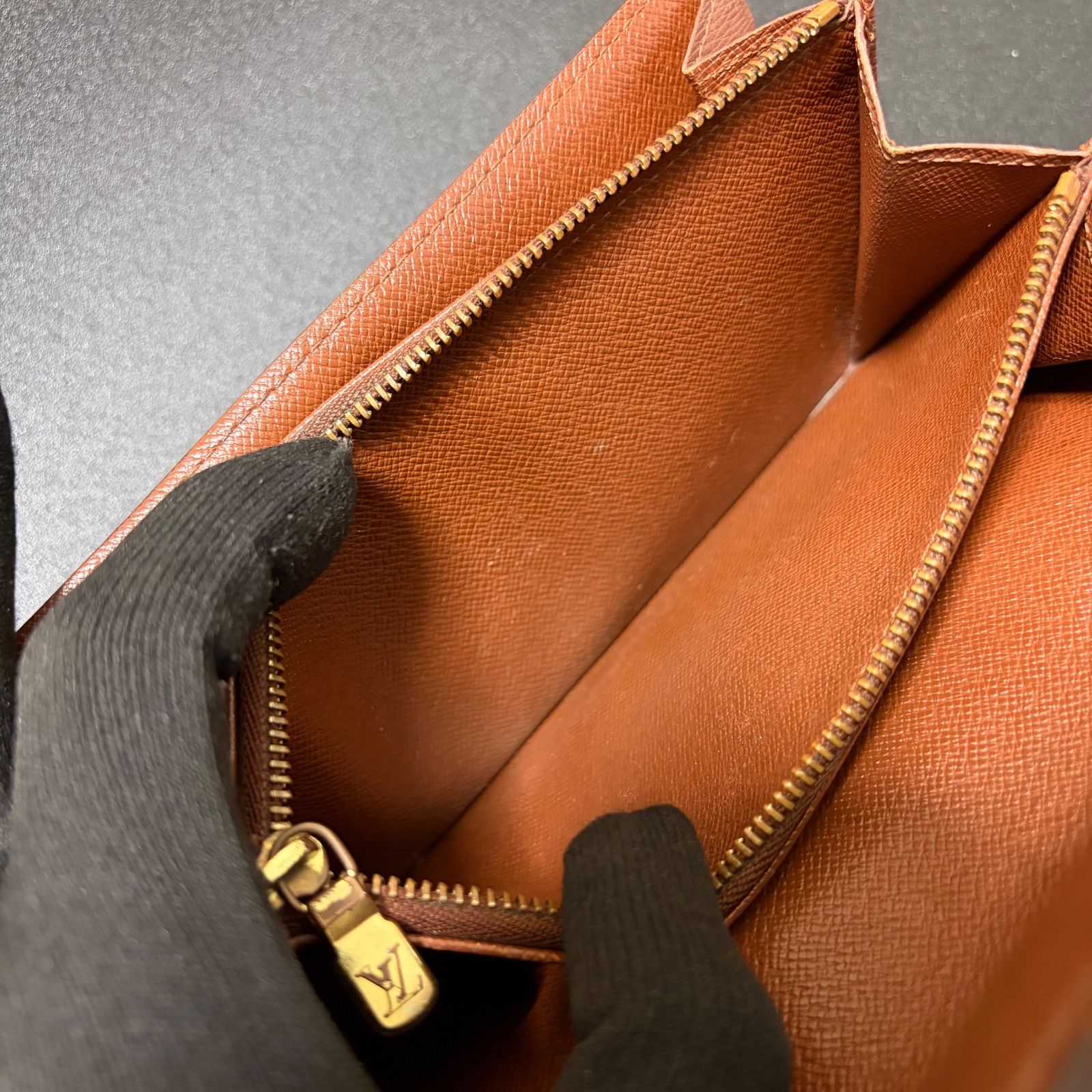 c66 ポルトモネ クレディ ポルトフォイユ サラ 旧型 Louis Vuitton