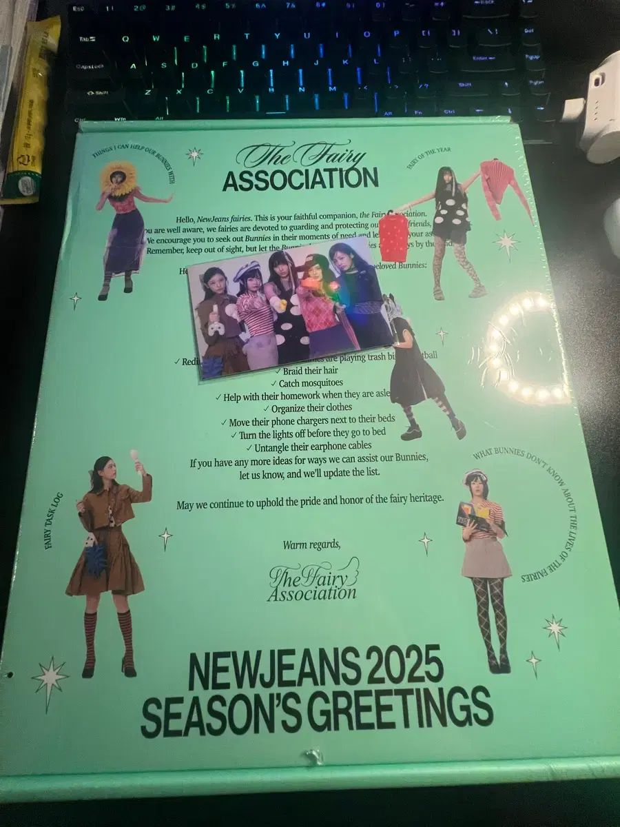 New jeans シーズングリーティング まとめ売り 特典付き NewJeans(ニュージーンズ・ニュジ) 24 シーグリ シーズン K-POP・アジア