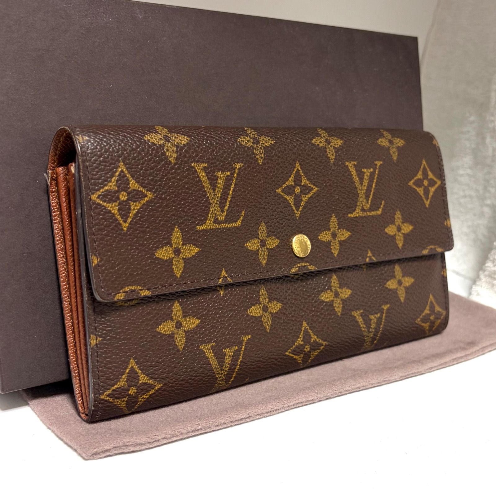 d23 ポルトモネ クレディ　ポルトフォイユ サラ　旧型　Louis Vuitton ルイ ヴィトン 　2つ 折り　二つ折り　フラップ ボタン 式　長 財布　ウォレット　モノグラム