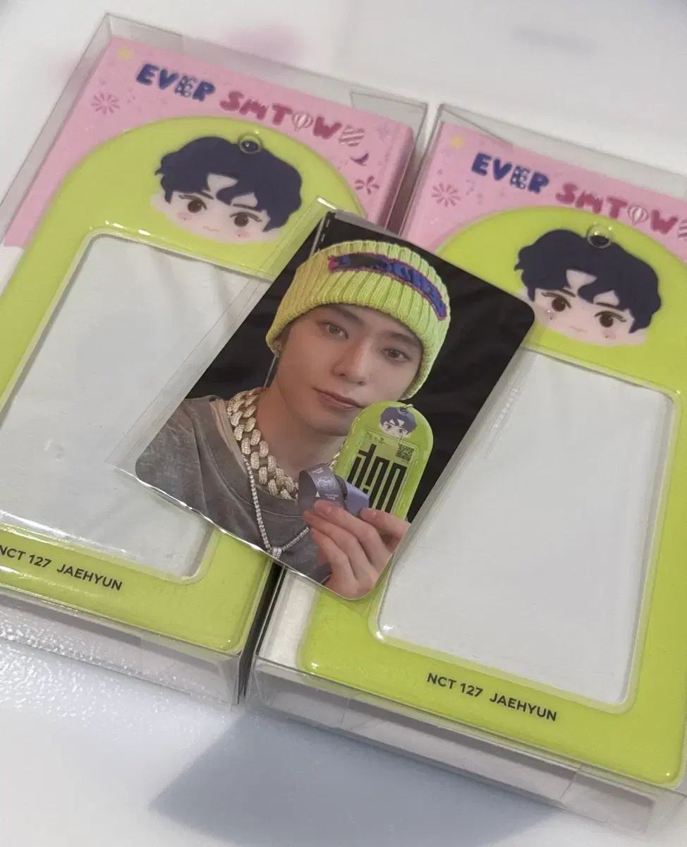 EVERLAND NCT 127 ジェヒョン(JAEHYUN) グッズ ホルダー ランヤード セット