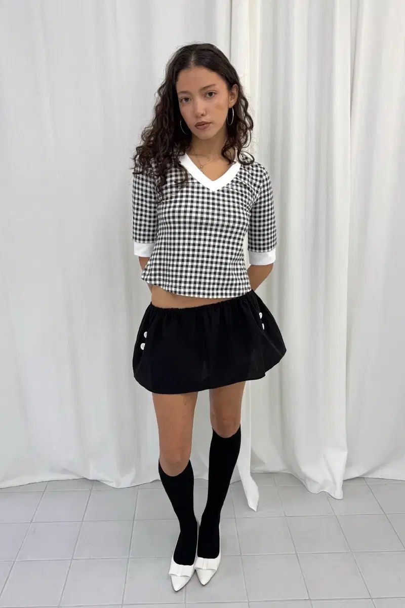 (タグ付き) kanari コントラスト Vネック Tシャツ チェックパターン