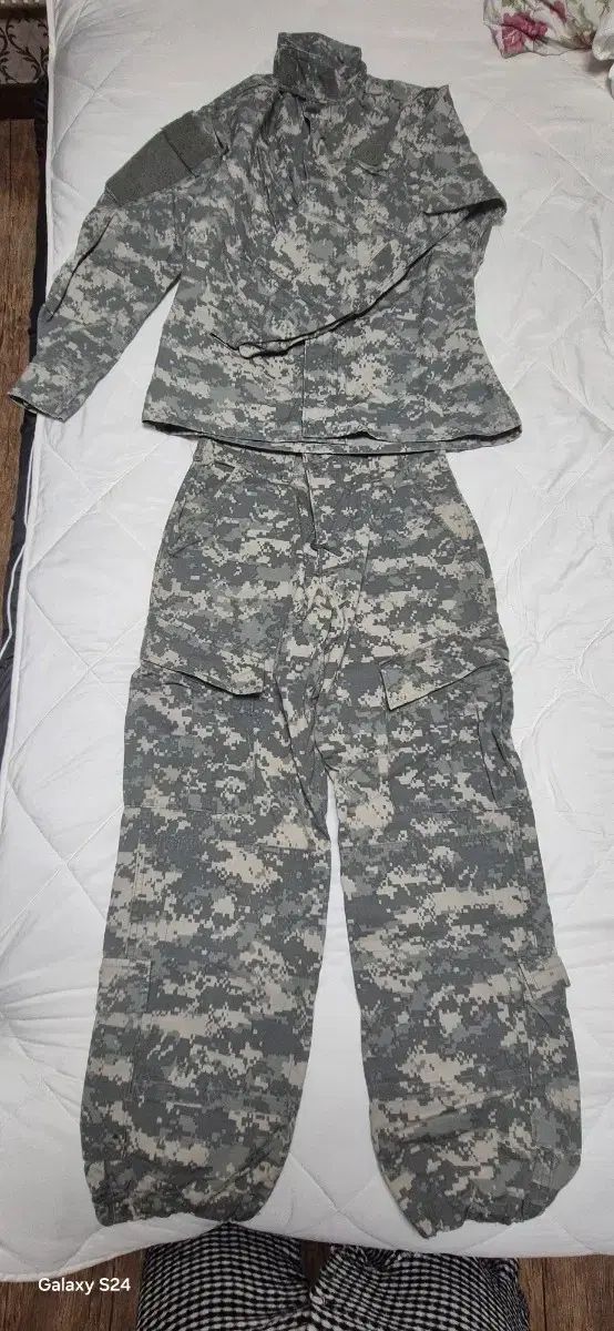 ミリタリー ACU デジタル 軍服 セット (レディース)