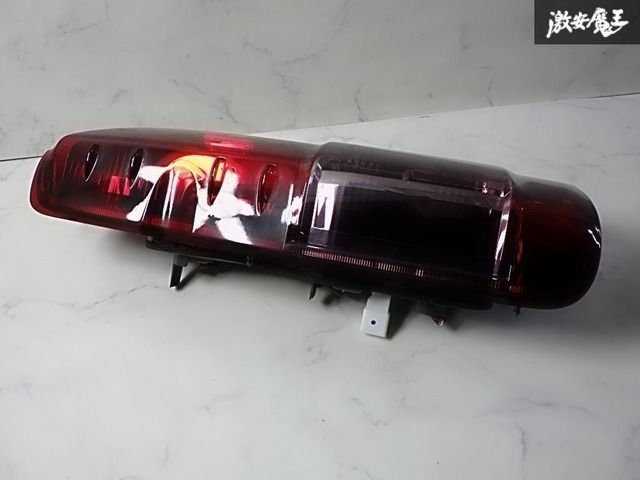 美品//新車外しベース スモーク加工】純正 200系 ハイエース 4型～8型