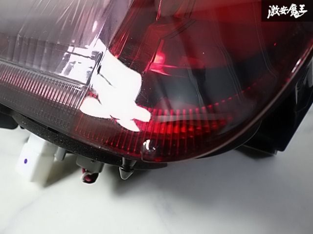 美品//新車外しベース スモーク加工】純正 200系 ハイエース 4型～8型