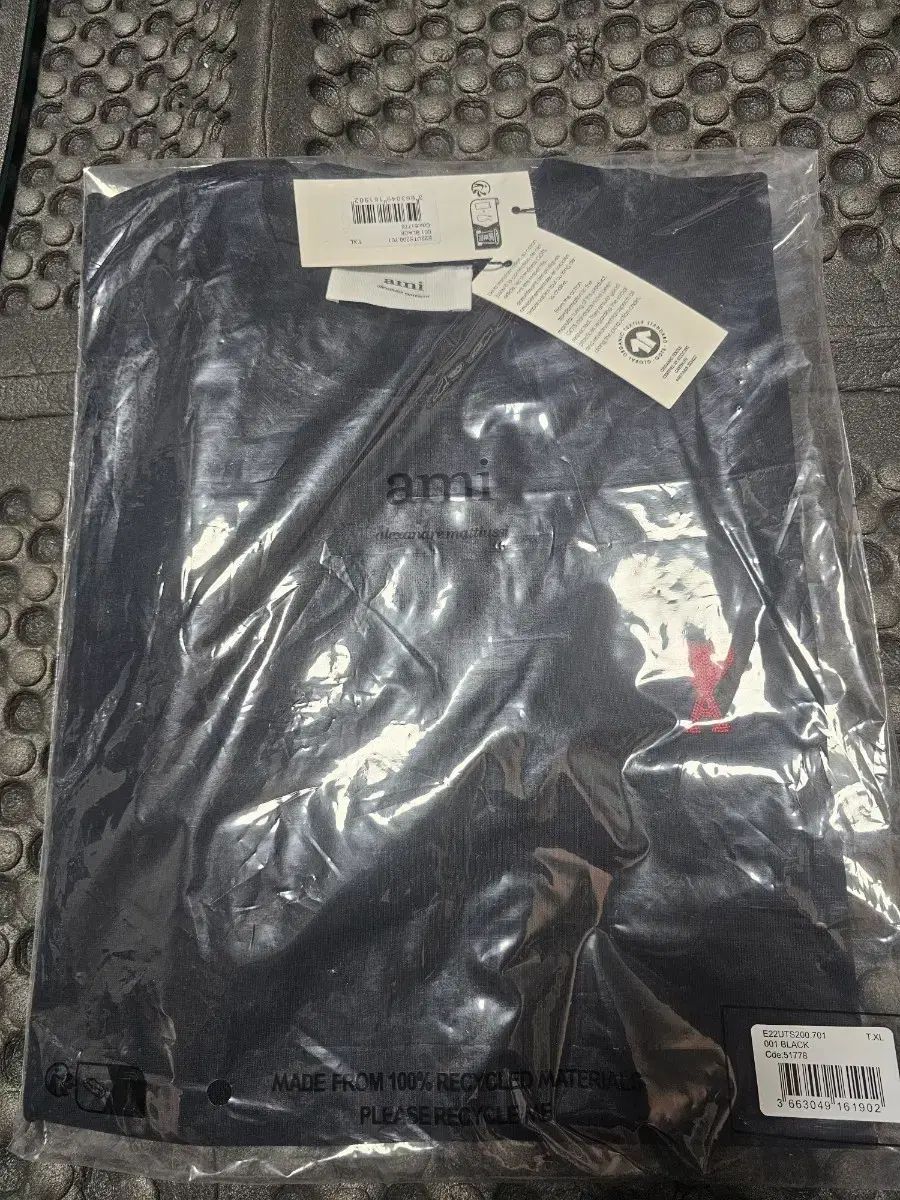アミ スモール ハート ロゴ ブラック 半袖 Tシャツ XL