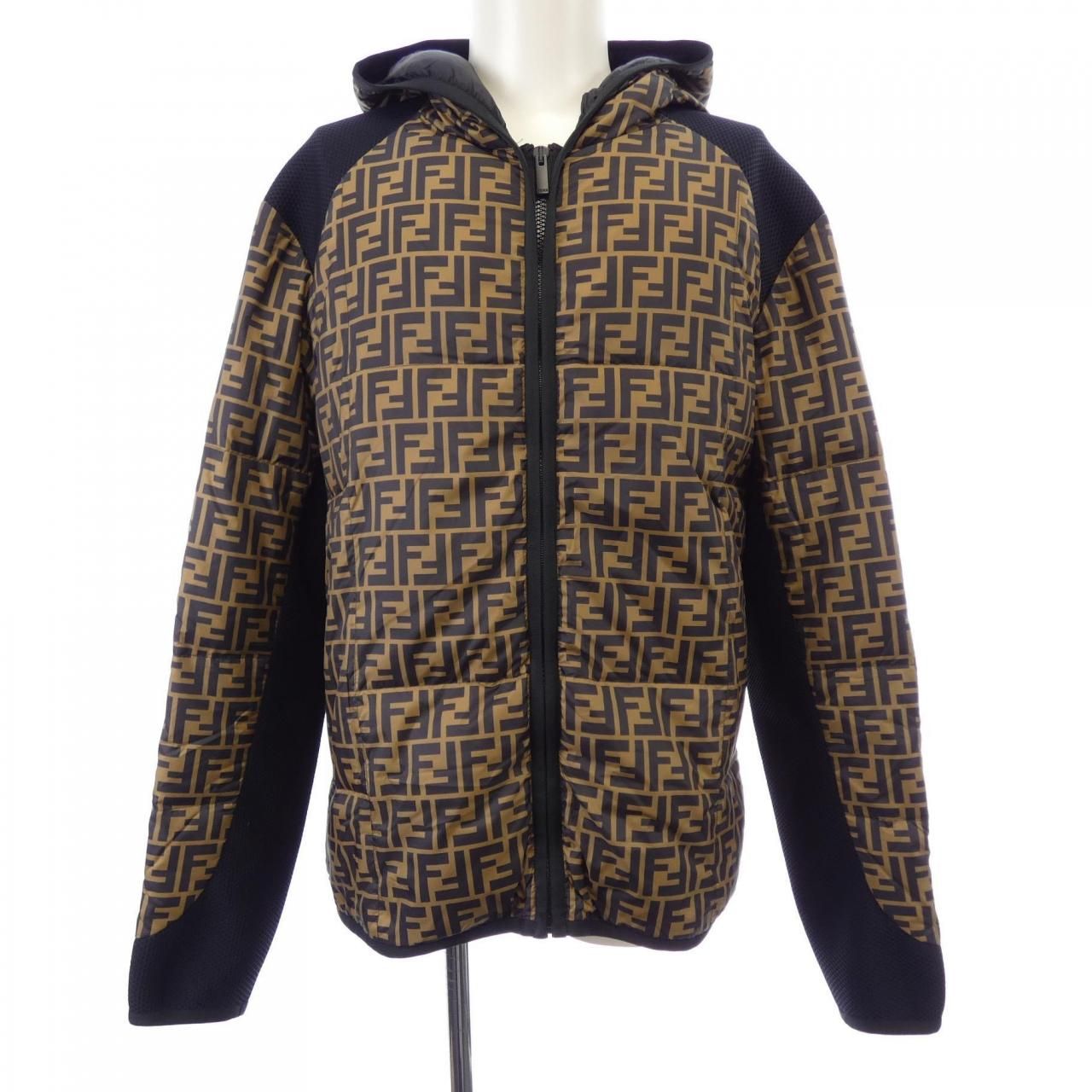 フェンディ FENDI FAF556 AAAA ダウンジャケット