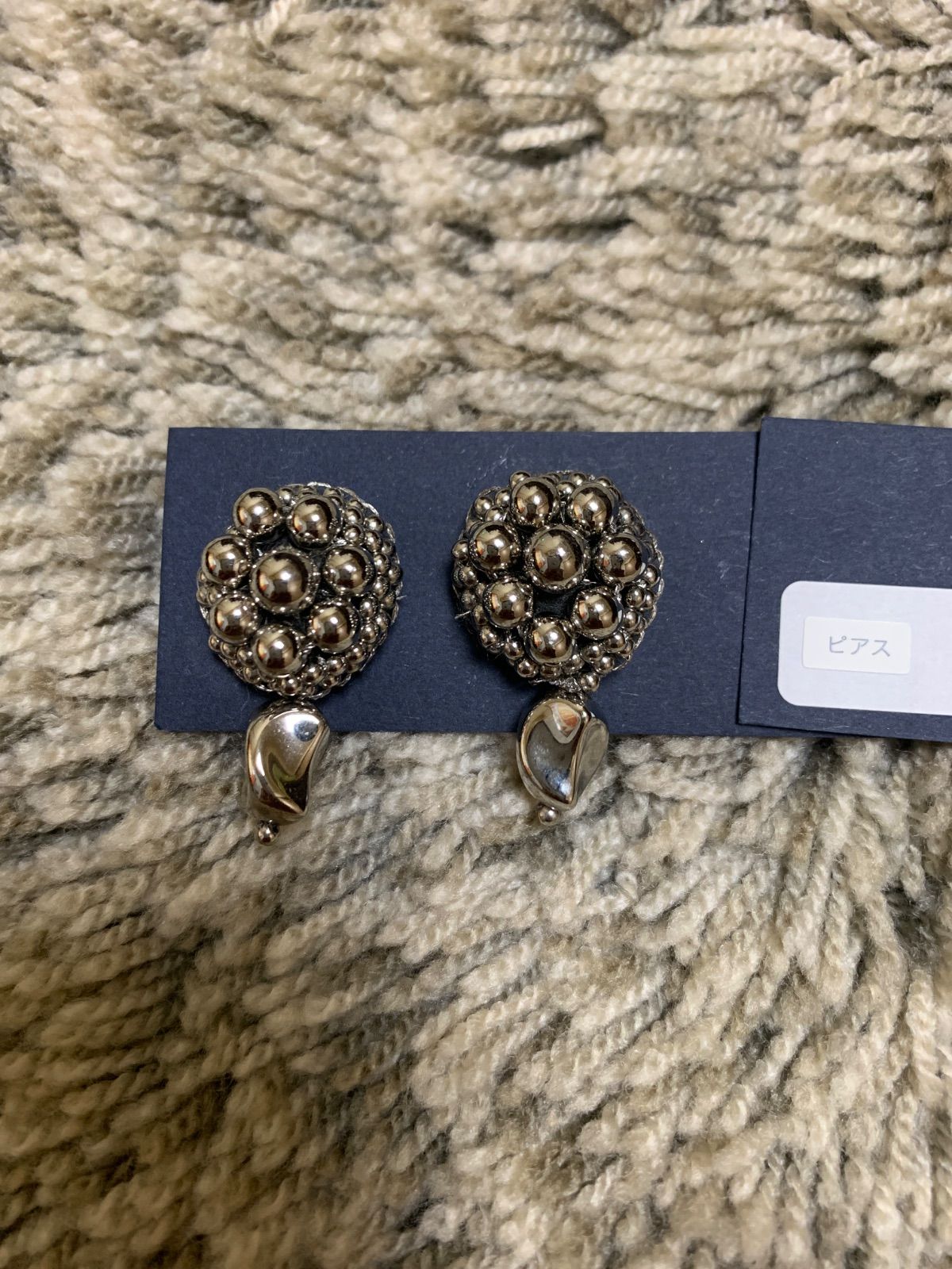 ピアス