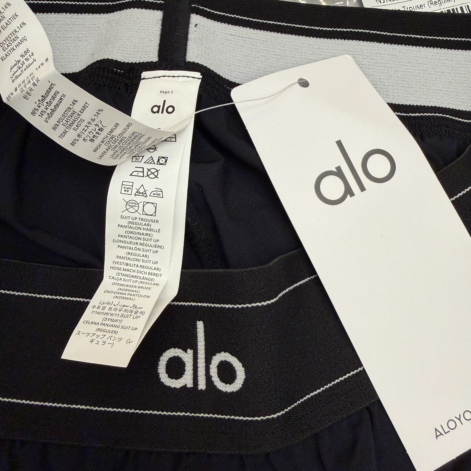 新品】 Alo Yoga パンツ ボトム トラウザー アローヨガ ブラック