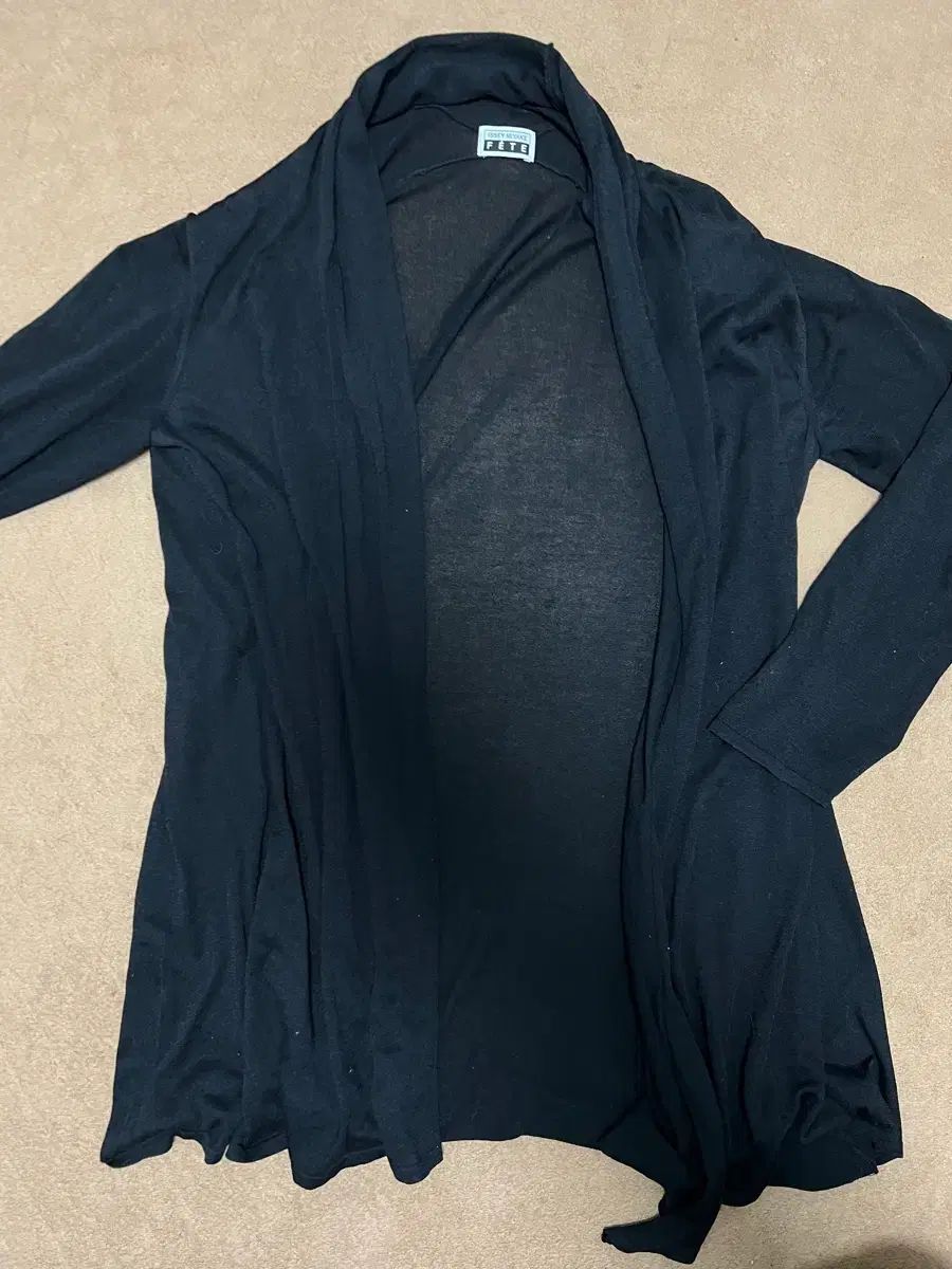 ISSEY MIYAKE イッセイミヤケ ペテ ブラック カーディガン