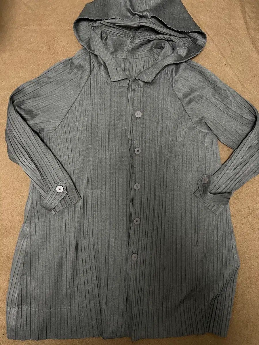 ISSEY MIYAKE プリーツプリーズ フードコート