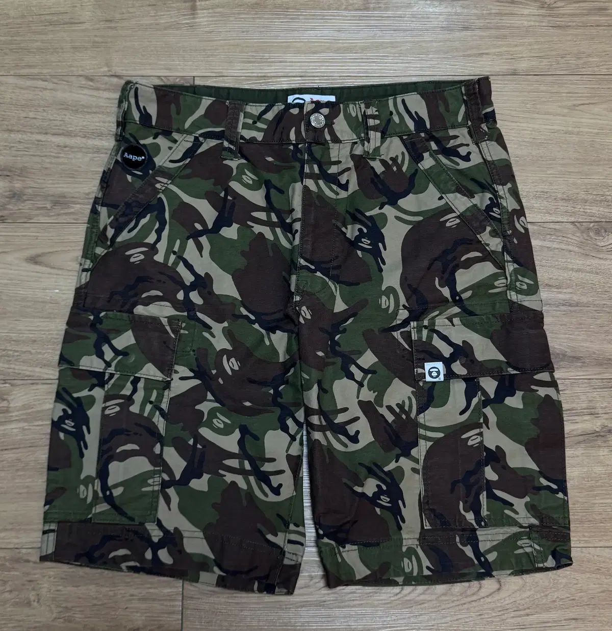 (L)Aape エイプ ミリタリー カモ カーゴ ショーツ ハーフパンツ