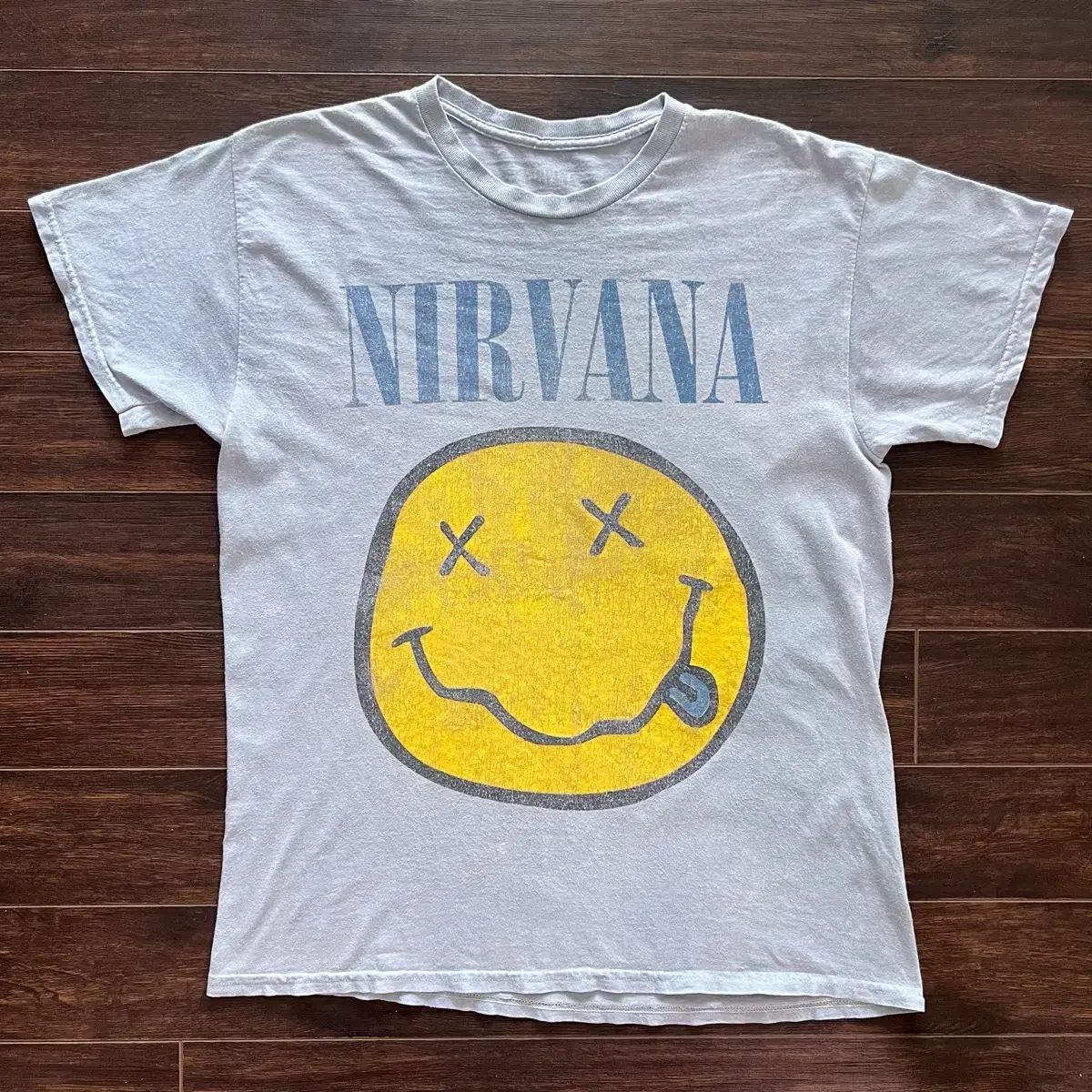 L 추정 アメリカ ヴィンテージ NIRVANA(ニルヴァーナ) Tシャツ