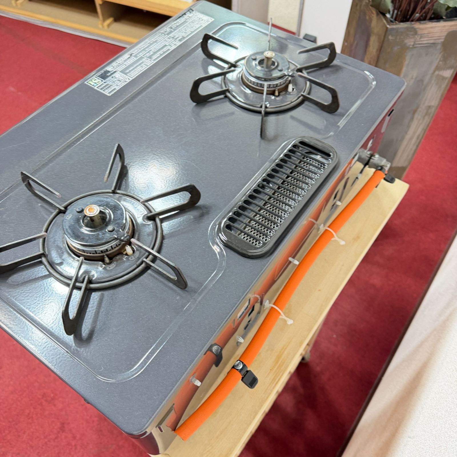 Paloma    LPガスコンロ　2023年製　2口　水無片面焼きグリル　中古品 東京23区送料無料 超美品パロマ2口ガスコンロ 2023年製 LPガス用水無