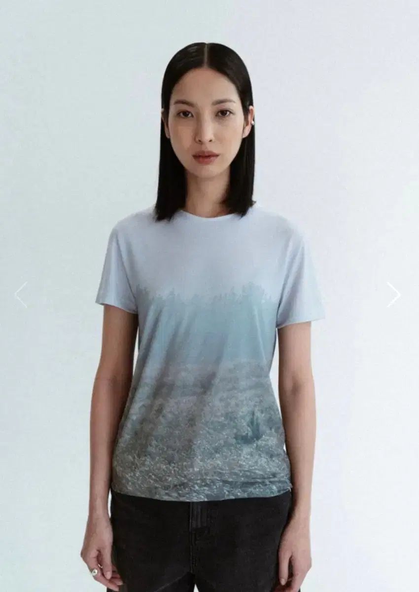 AMOMENTO アモーメント earth room Tシャツ