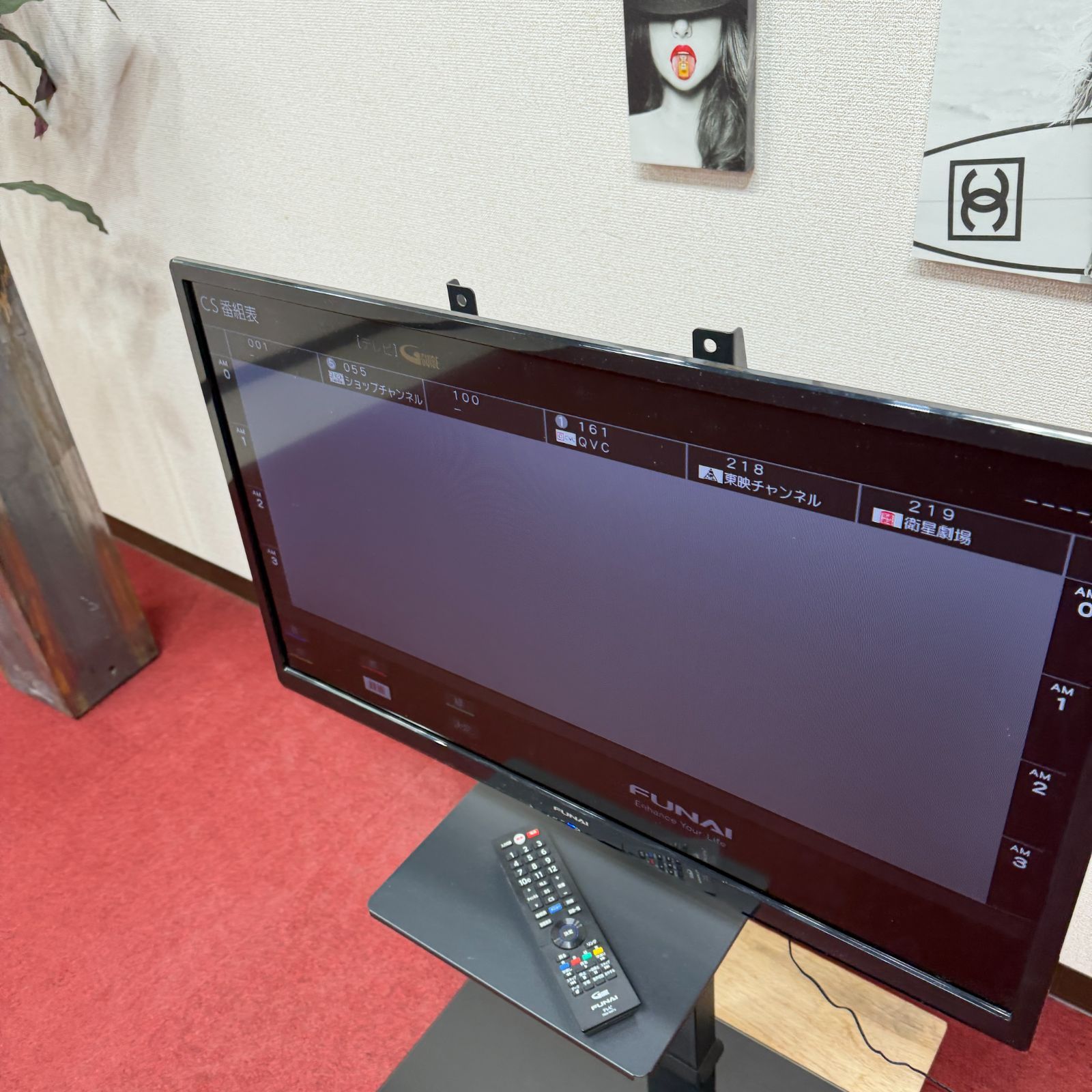 東京23区送料無料　美品FUNAI 32型液晶テレビ　2021年製スタンド付き　FL-32H1040