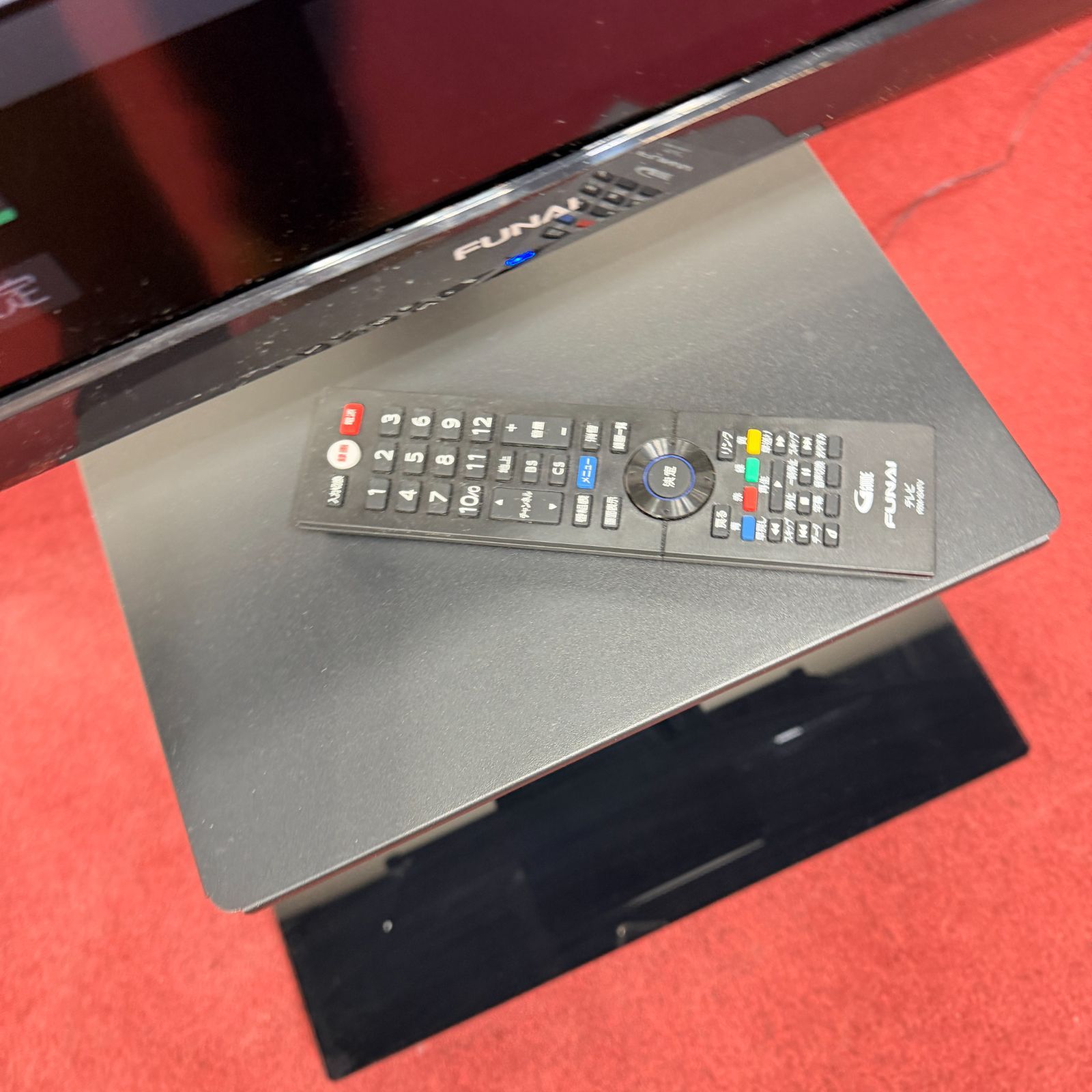 東京23区送料無料　美品FUNAI 32型液晶テレビ　2021年製スタンド付き　FL-32H1040