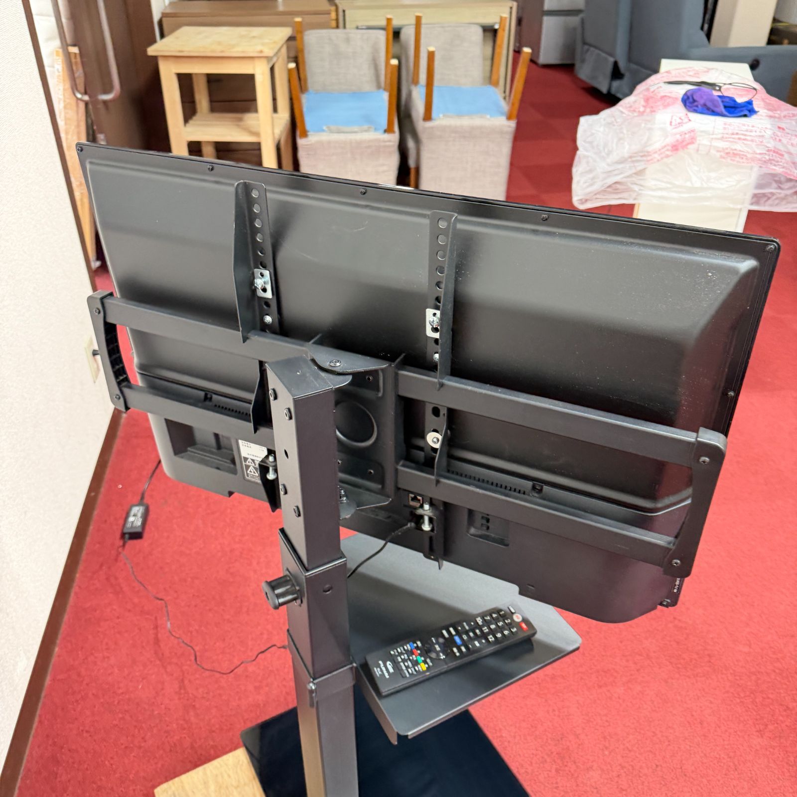 東京23区送料無料　美品FUNAI 32型液晶テレビ　2021年製スタンド付き　FL-32H1040