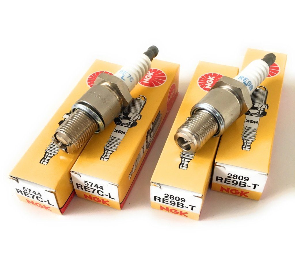 新品 【 1台分4本セット 】 NGK （エヌジーケー） プラグ マツダ RX-8 【 SE3P 】RE7C-L 【 5744 】2本 RE9B-T 【 2809 】 2本