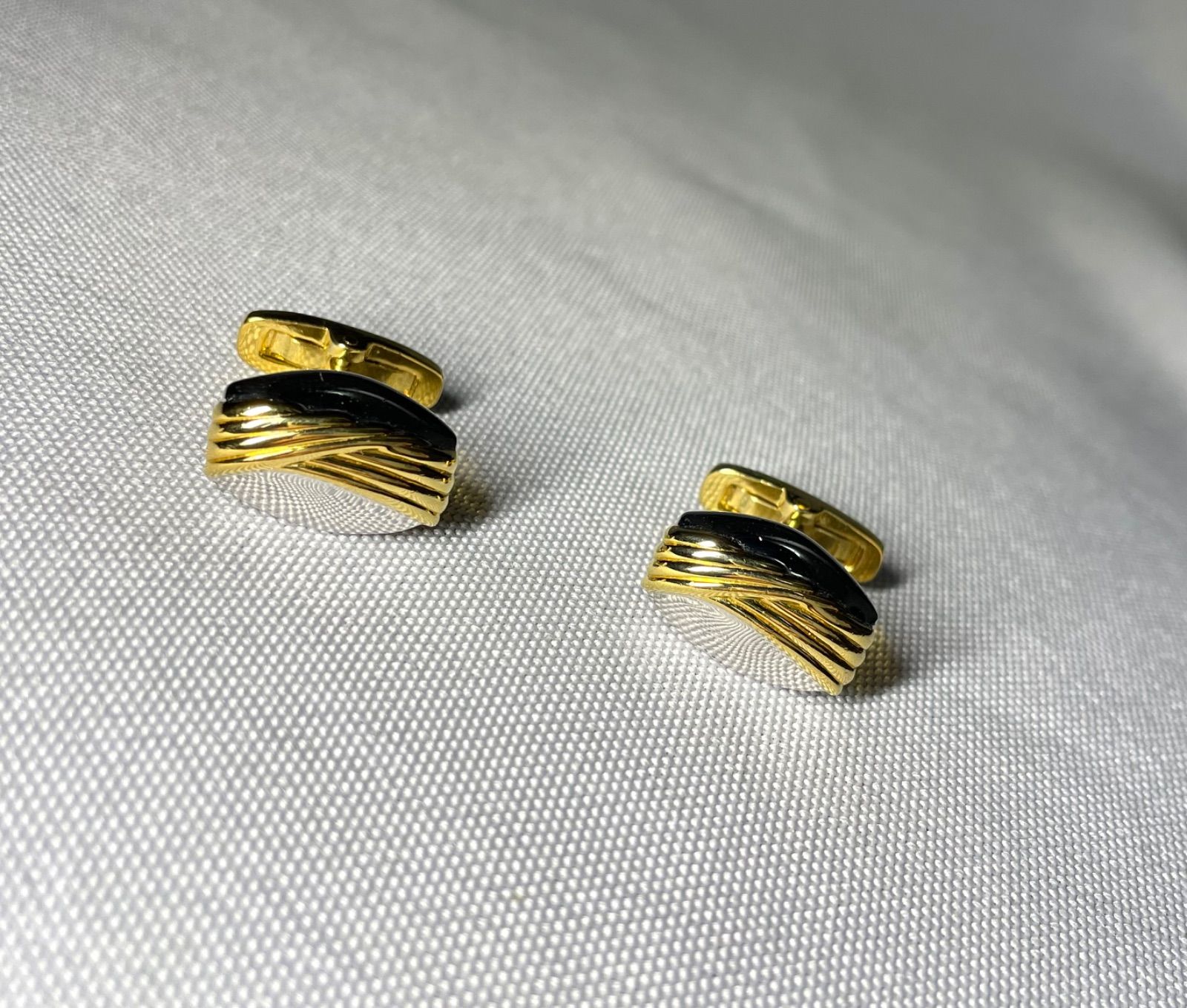 美品 廃盤 YVES SAINT LAURENT イヴサンローラン YSL ゴールド