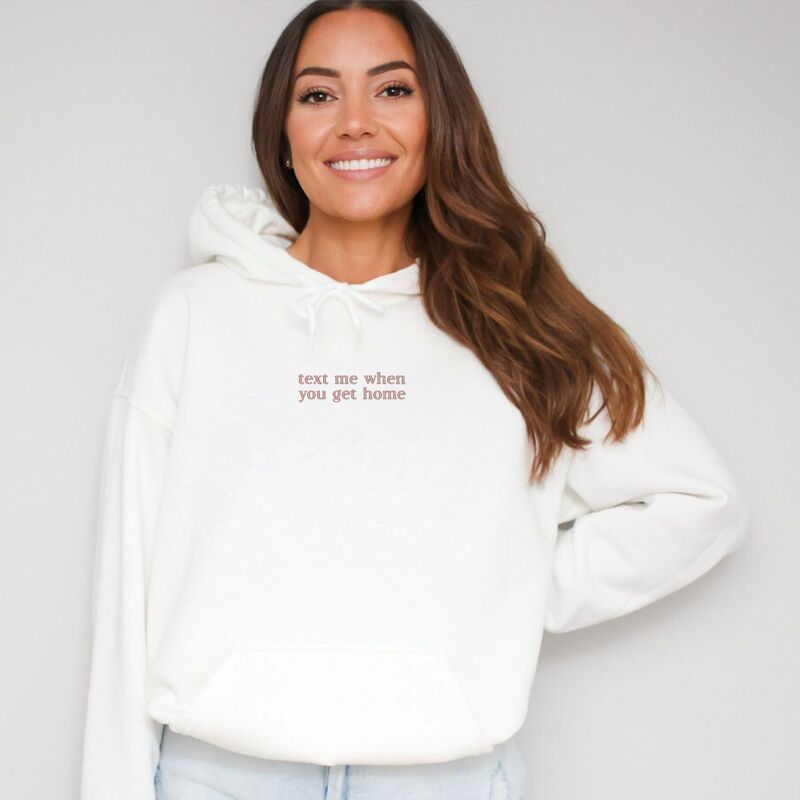 Simply Sage Market レディース トップス Tシャツ 刺繍 パーカー グラフィック Simply Sage Market Embroidered Text Me When You Get Home Womens Graphic Hoodie W