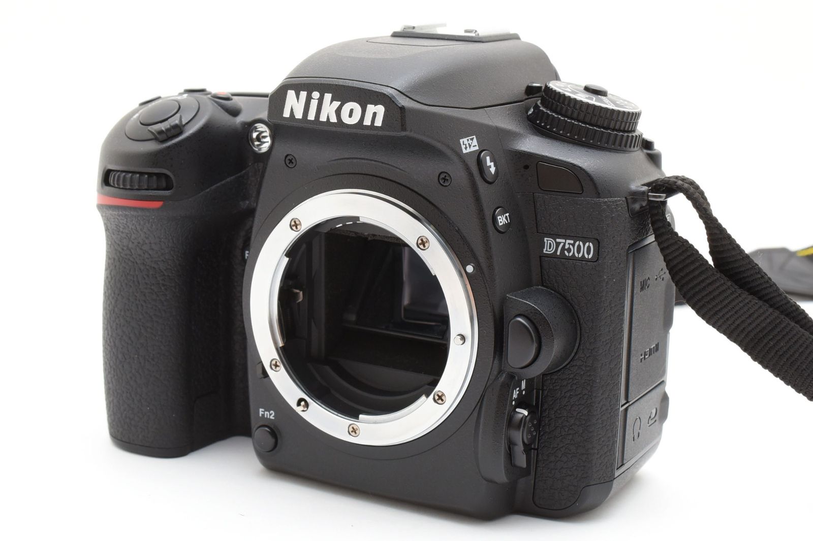実用美品 Nikon ニコン D7500 ボディ デジタル一眼カメラ シャッター数