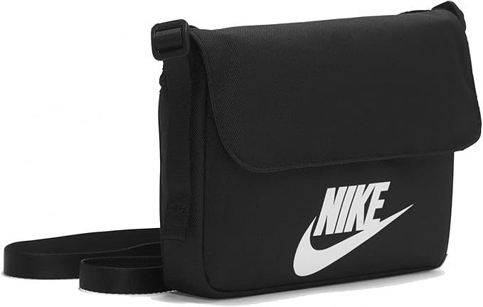 【新品】NIKE ナイキ　ユニセックス ショルダーバッグ Nike NSW Revel Shoulder Bag CW9300-010 4,250円