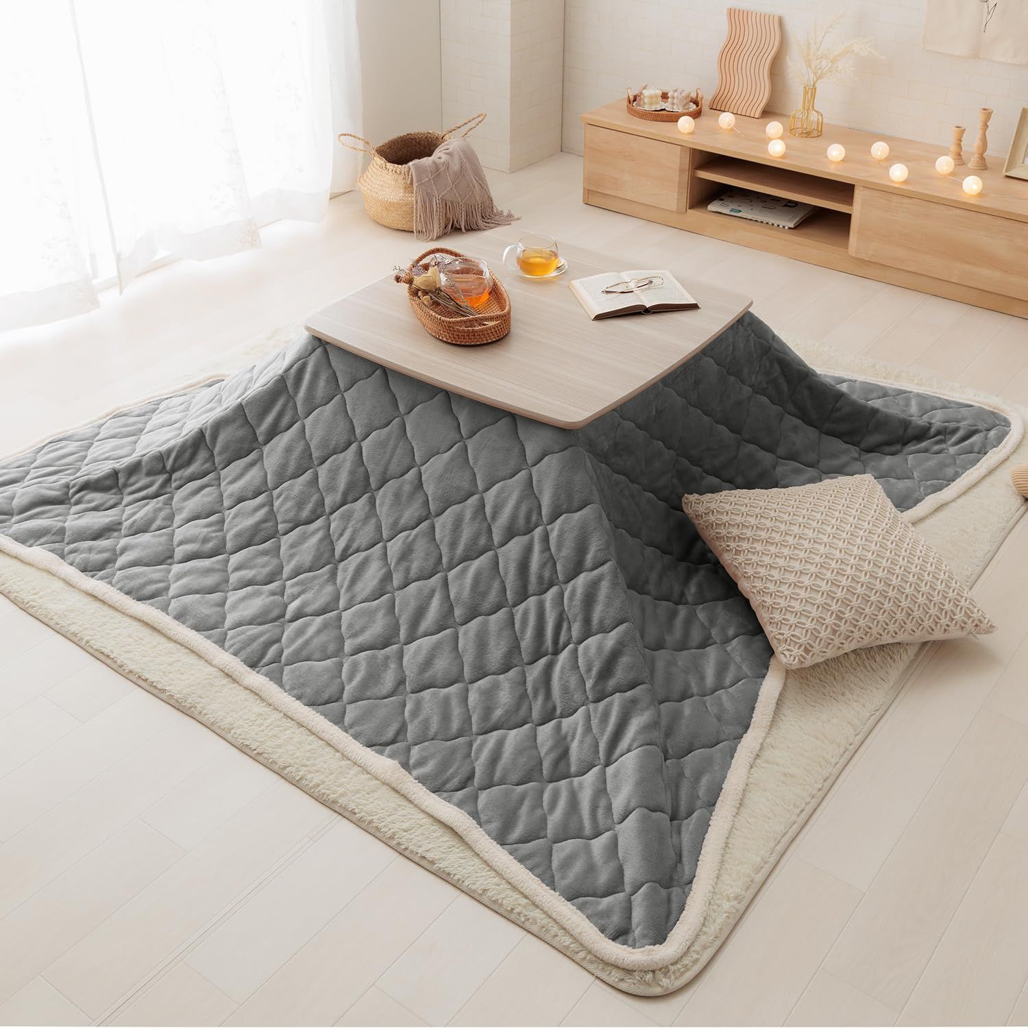 新品 イケヒコ こたつ布団 正方形 ベース グレー 約190×190cm 上掛け 中掛け 毛布 リバーシブル ブランケット シンプル 丸洗い ふんわり #1172831130111