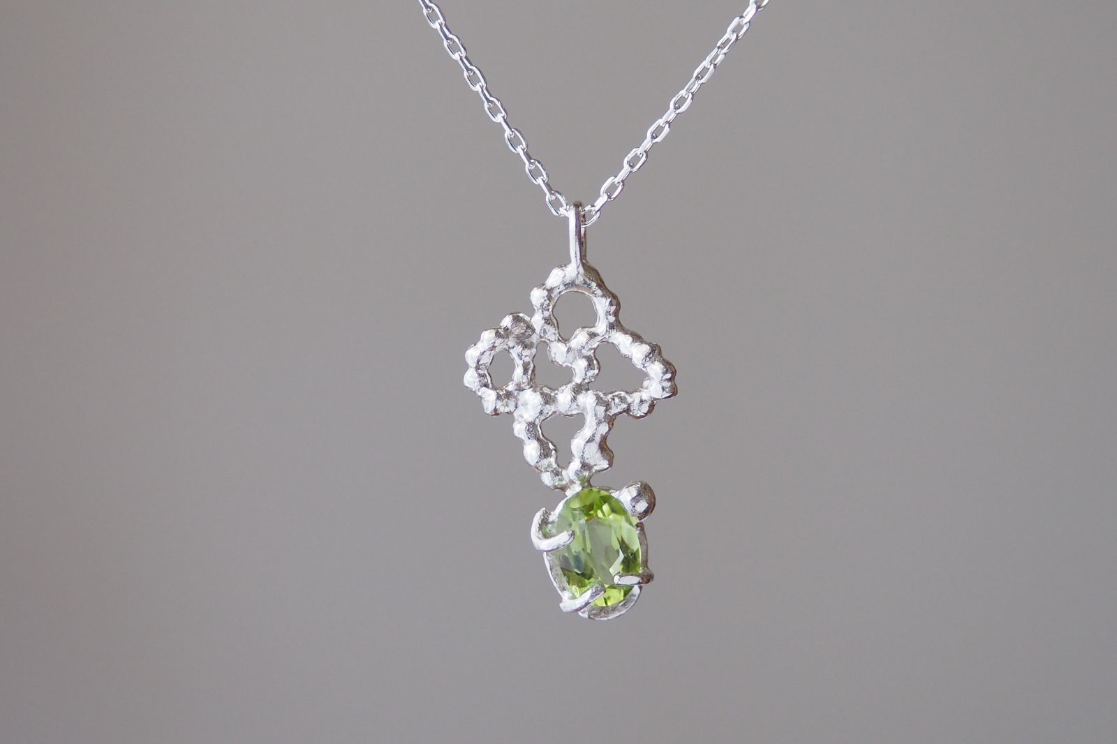crochetlace　ペリドットとシルバーのネックレス silver925 ◼pivo◼2498