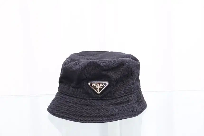PRADA プラダ 三角ロゴ バケットハット 帽子 2HC137 2DXI