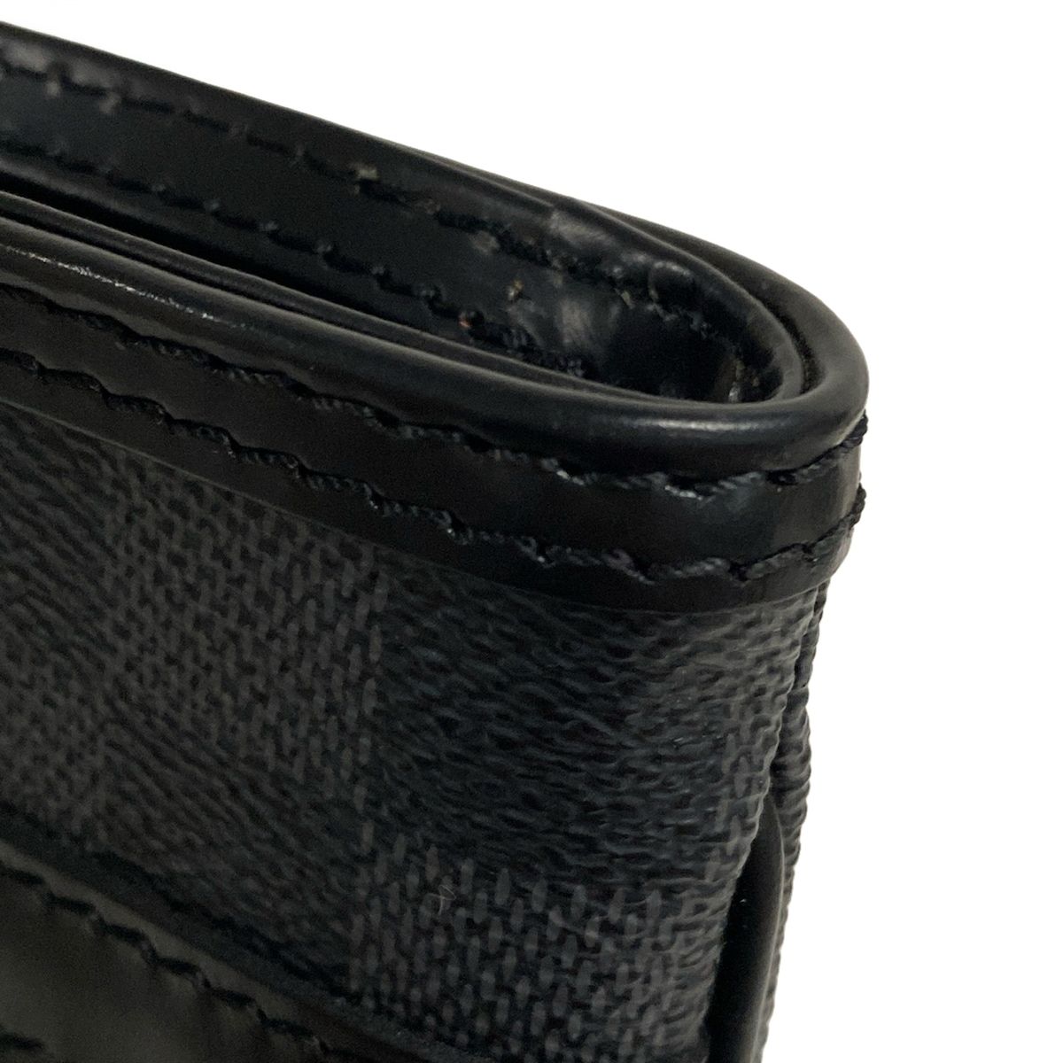 LOUIS VUITTON(ルイヴィトン) ショルダーバッグ ダミエグラフィット 