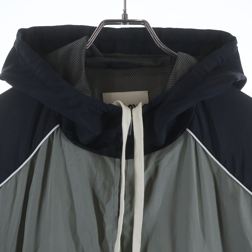 miumiu (ミュウミュウ) 25SS Technical Nylon Zip Up Jacket