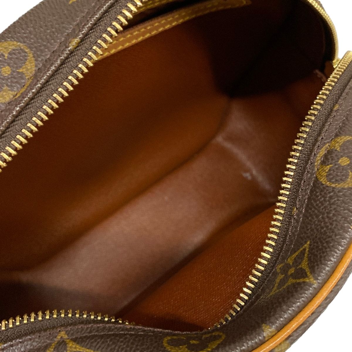 LOUIS VUITTON(ルイヴィトン) ショルダーバッグ モノグラム ブロワ 