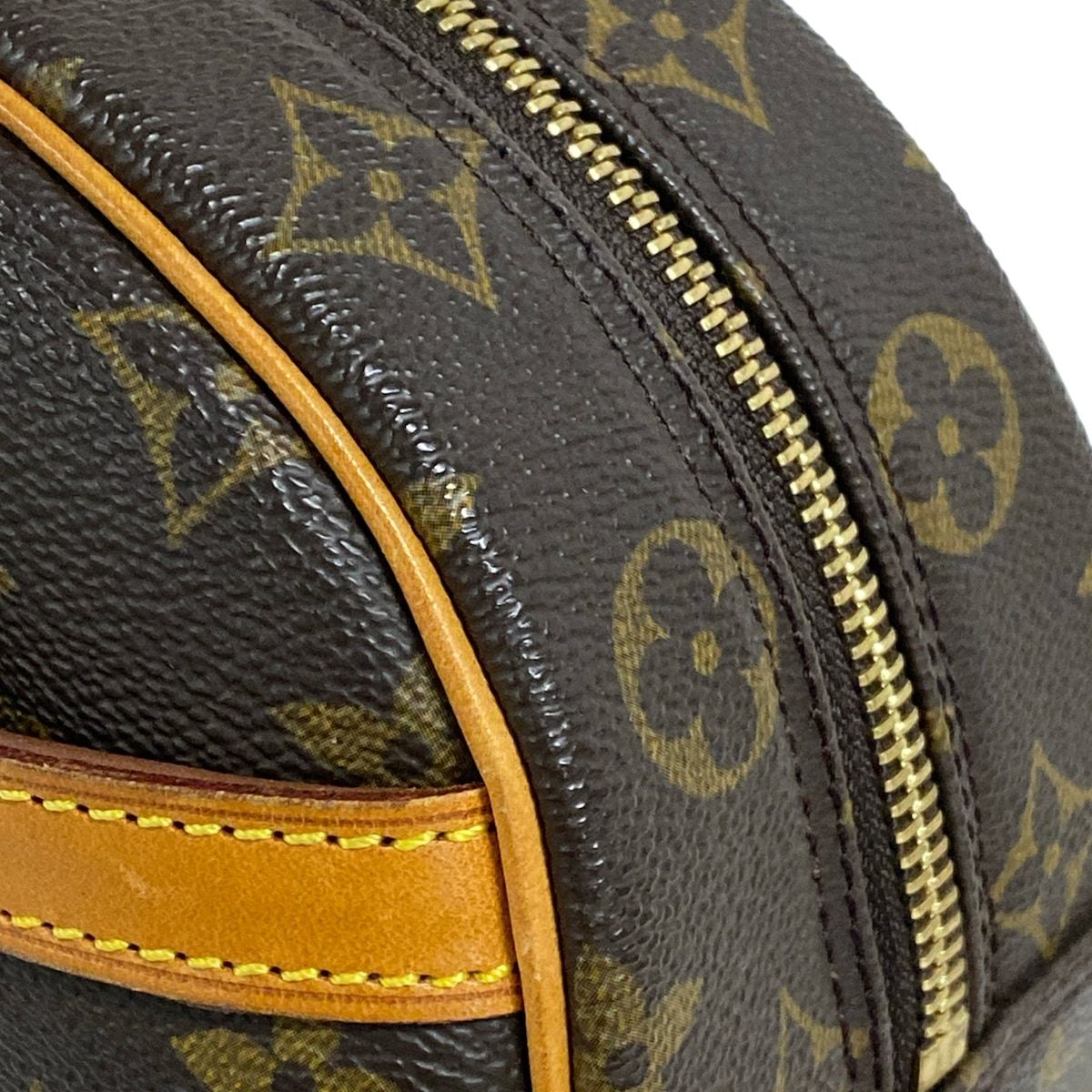 LOUIS VUITTON(ルイヴィトン) ショルダーバッグ モノグラム ブロワ 