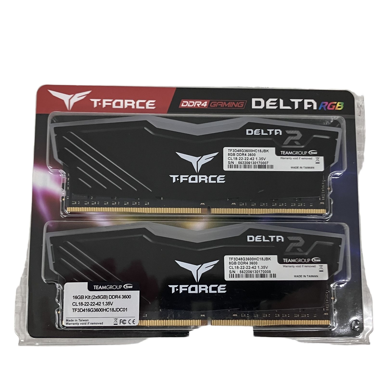 TeamGroup T-FORCE DELTA RGB DDR4 ゲーミング デスクトップメモリ PCパーツ 未使用 O11256415