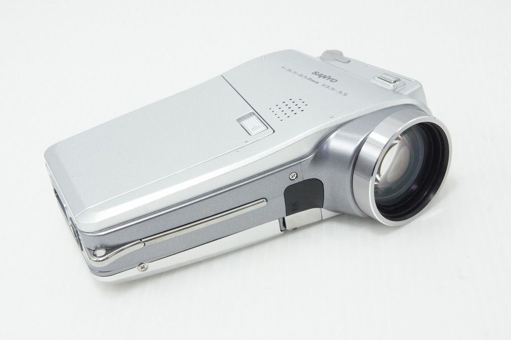 美品 SANYO サンヨー デジタルムービーカメラ Xacti DMX-HD1A 260508r