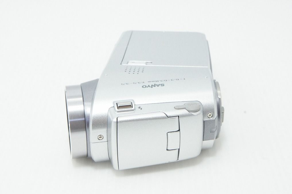 美品 SANYO サンヨー デジタルムービーカメラ Xacti DMX-HD1A 260508r