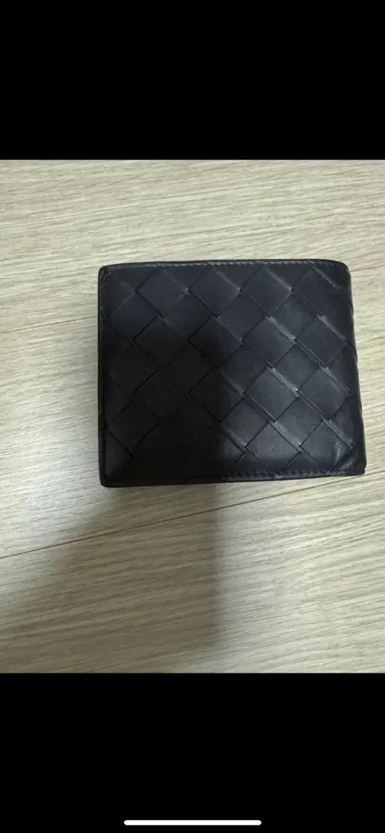 BOTTEGA VENETA ボッテガ・ヴェネタ 二つ折り財布 ブラック