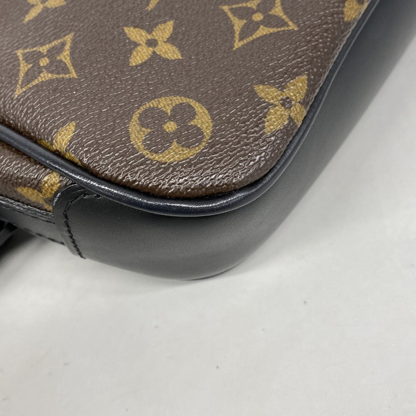 ルイ・ヴィトン(Louis Vuitton) ルイ・ヴィトン ショルダーバッグ 