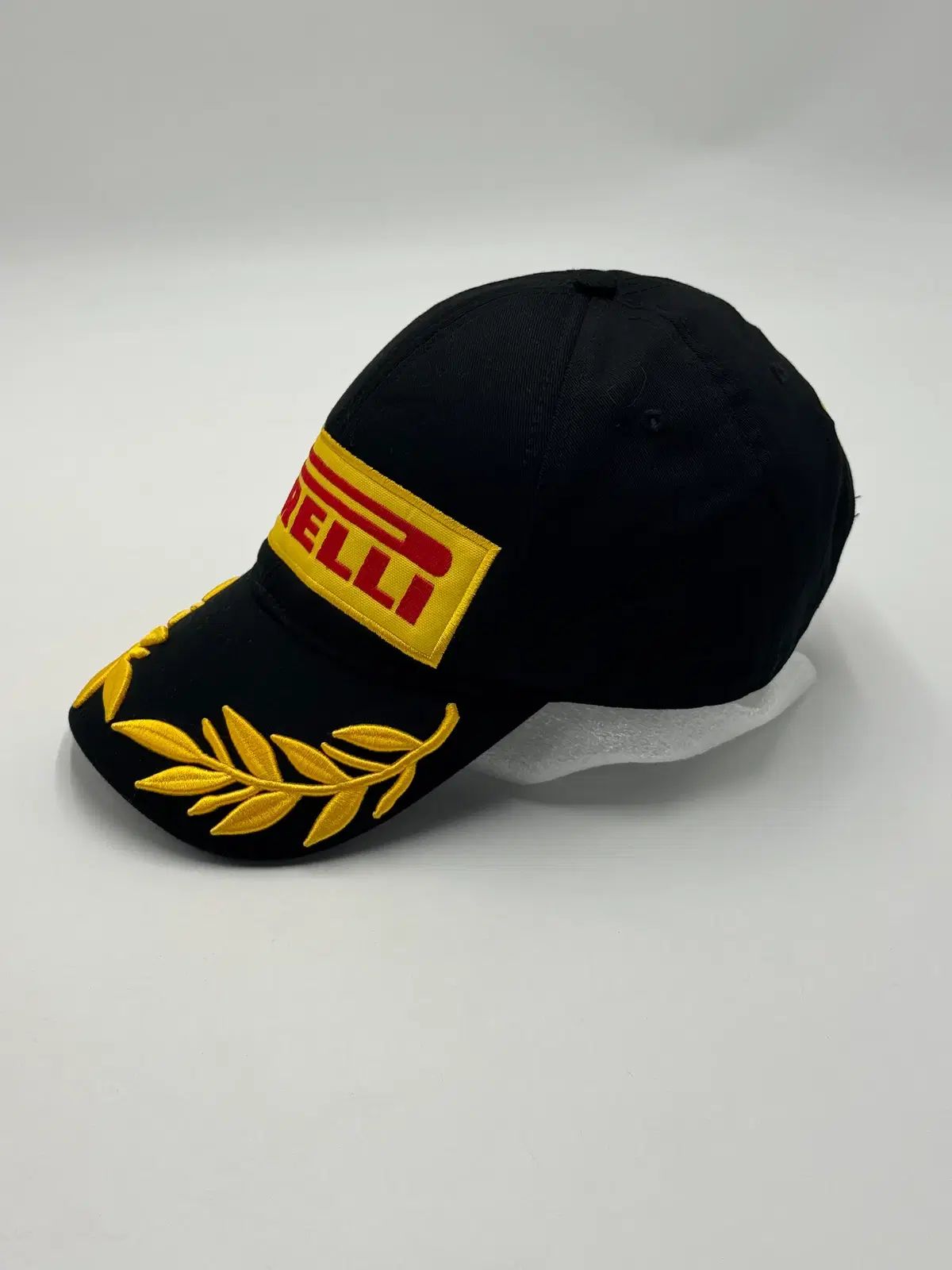 F ピレリ Pirelli F1 公式ポディウムキャップ