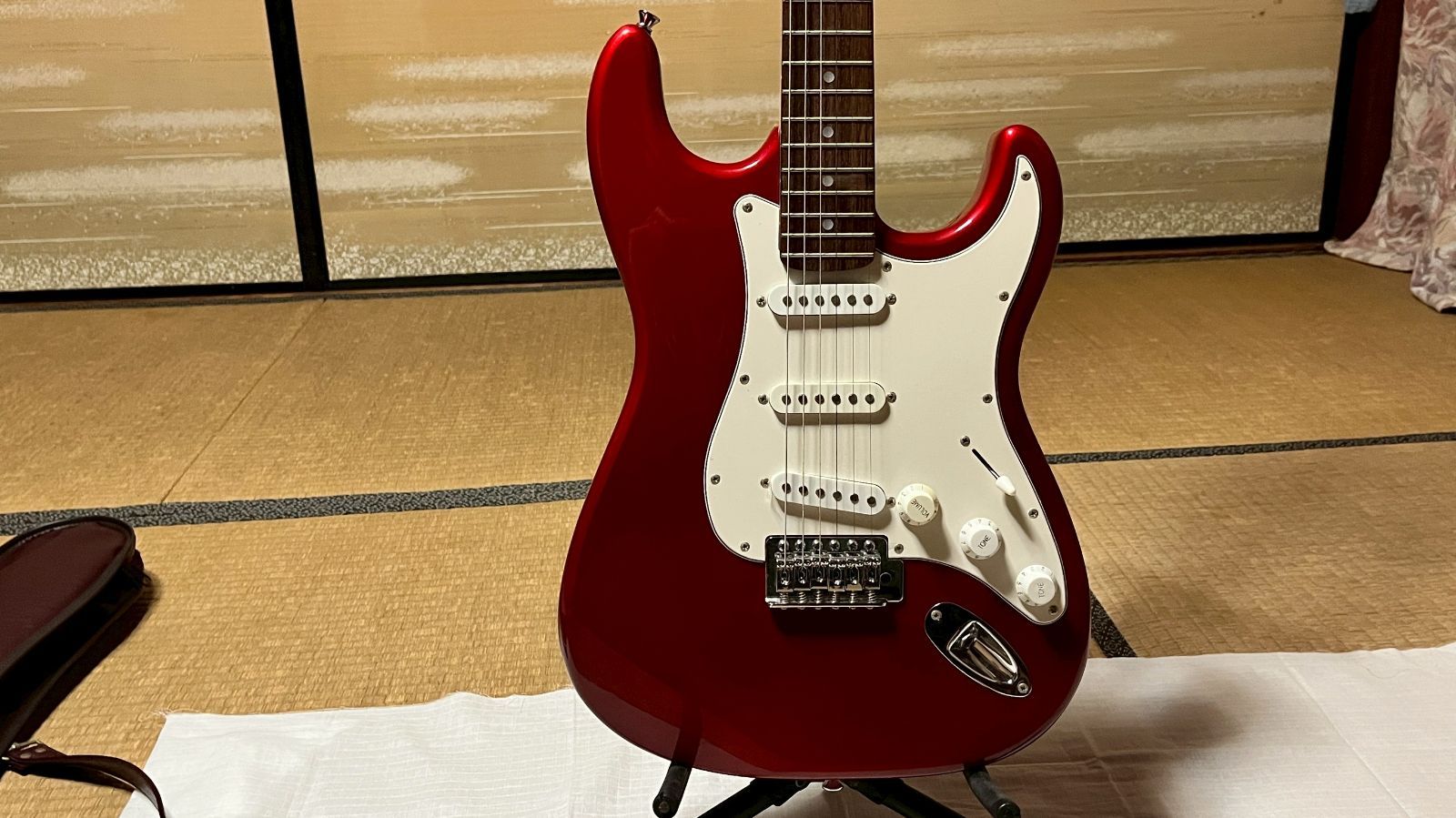☆Triumph Sonic Master エレキギター レッド☆ - メルカリ