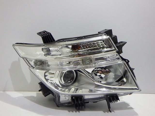 エルグランド ヘッドライト左右 HID キセノン E52 TNE52 前期 100