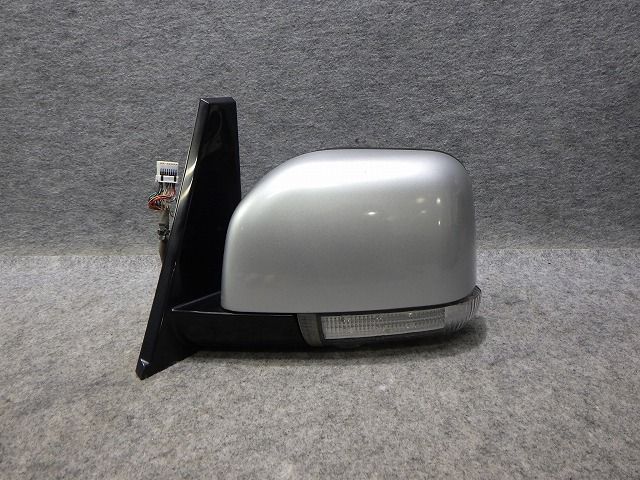 デリカD5　ドアミラー　CV　前期　カラーA19　7632A351　カメラ付　13P　260519013