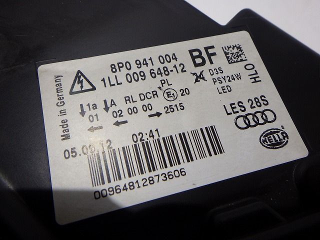 アウディ 8P S3 後期 ヘッドライト左右 HID キセノン 8P0941003/004 コーティング 260519089